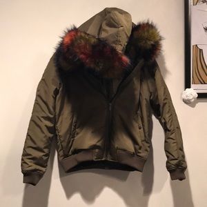ARMY GREEN BOMBER w/ FUR HOOD